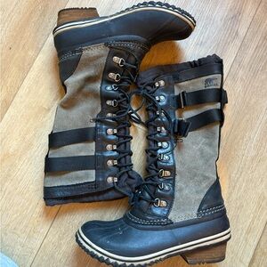 Sorel Women's Black and Brown Winter Boots